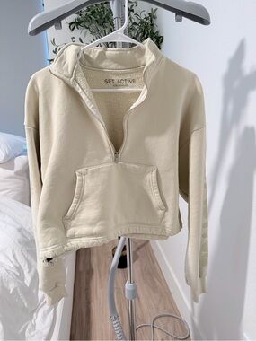 Set Active Women's Cream Half-Zip Pullover